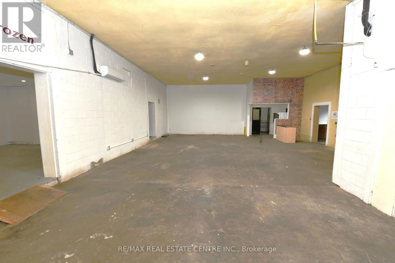 65 MAITLAND TERRACE Image 16