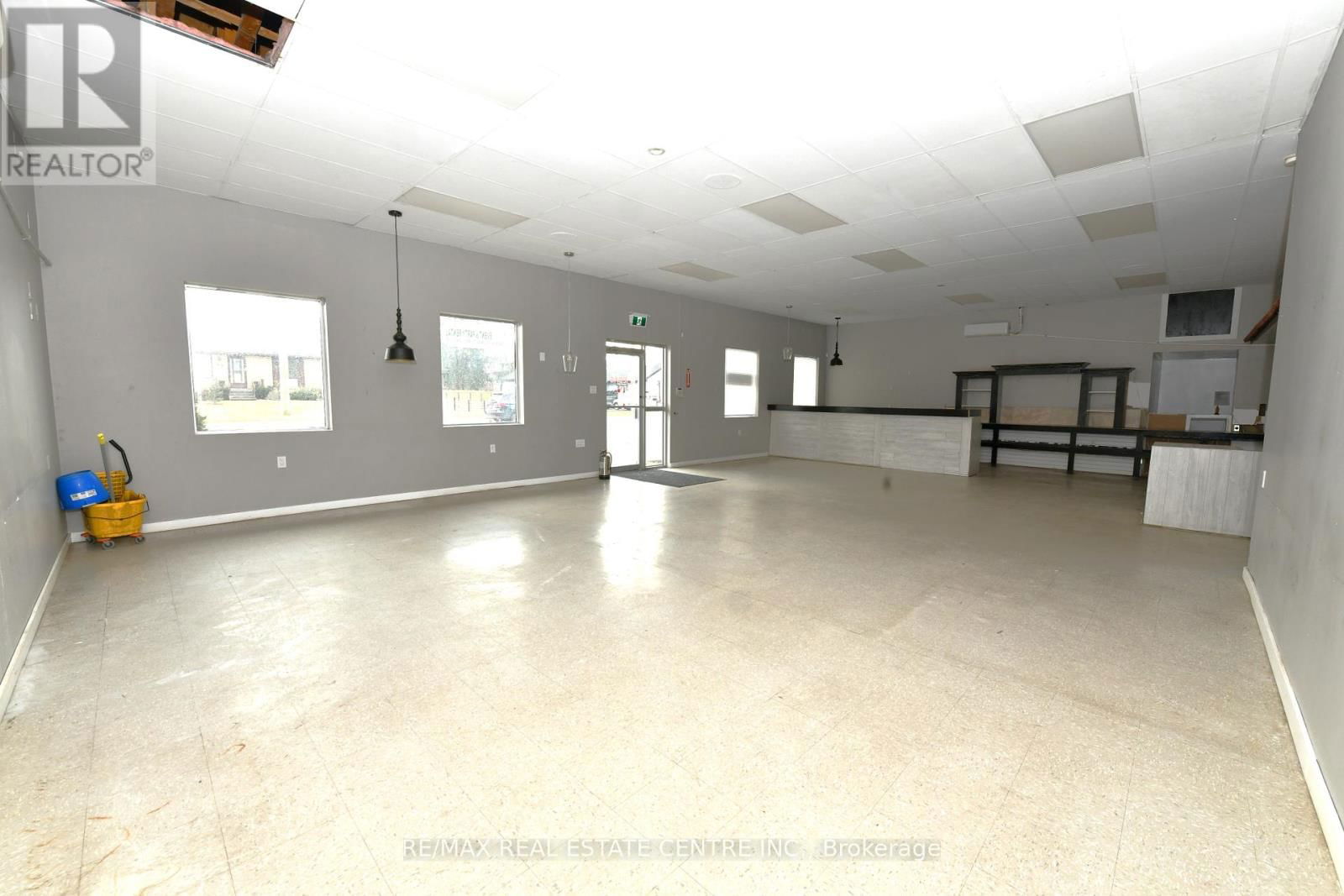 65 MAITLAND TERRACE Image 7