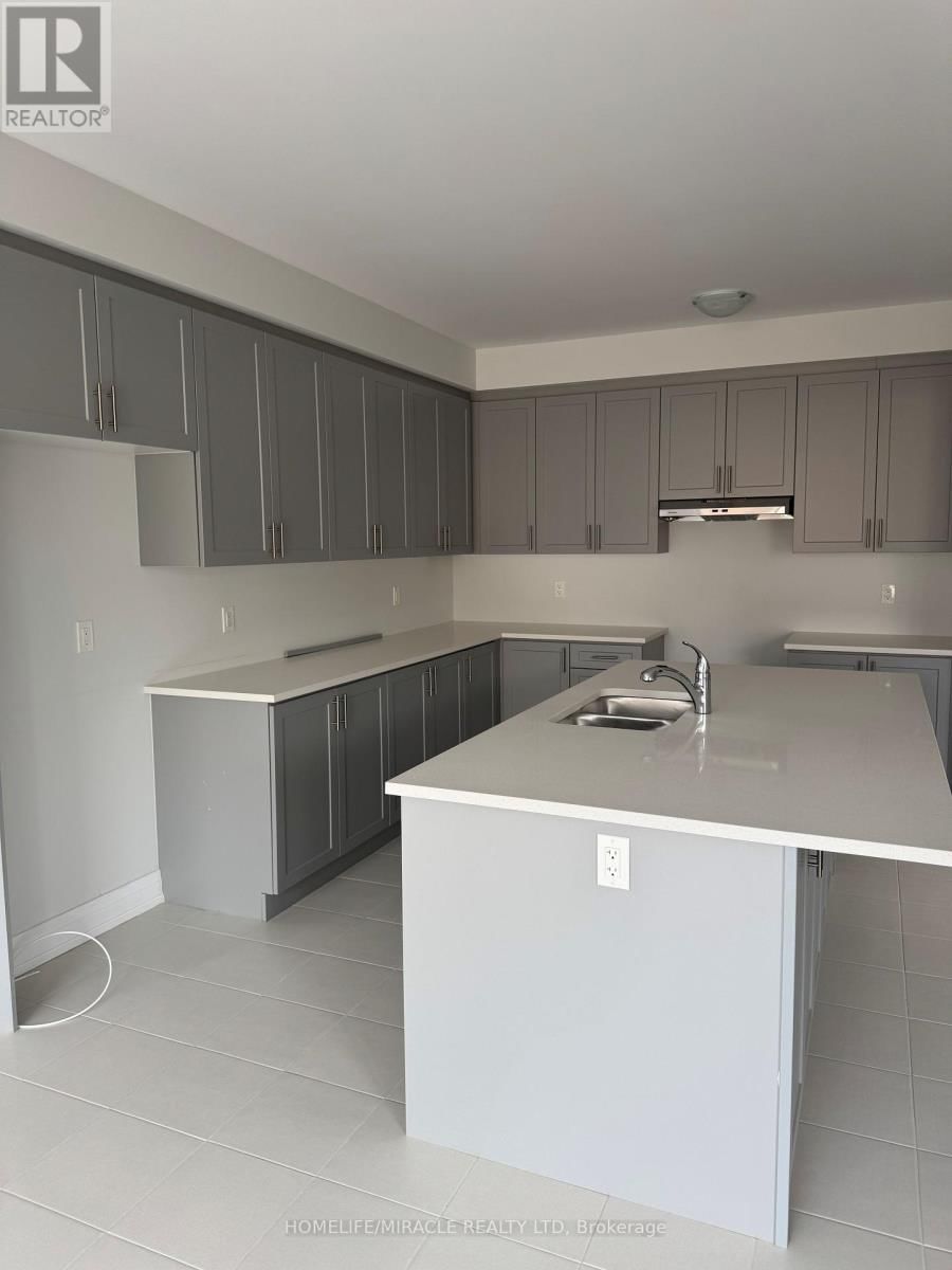 229 HARDWOOD AVENUE Image 3