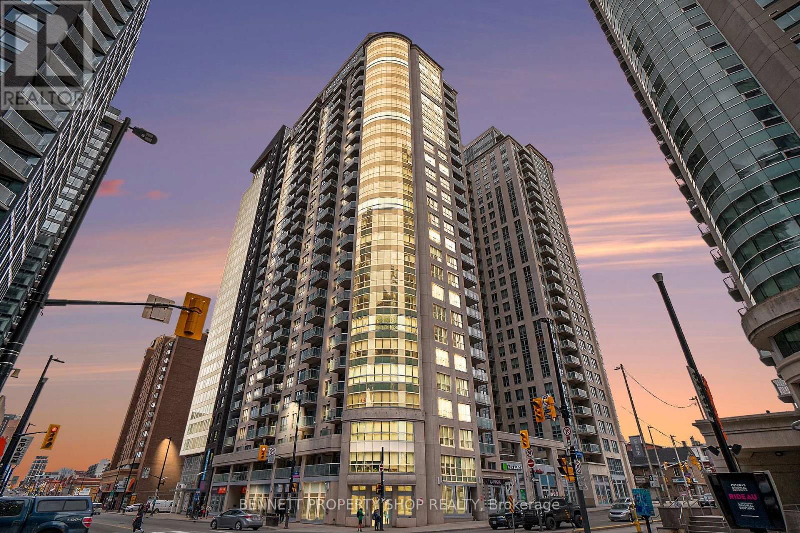 807 - 242 RIDEAU STREET Image 16