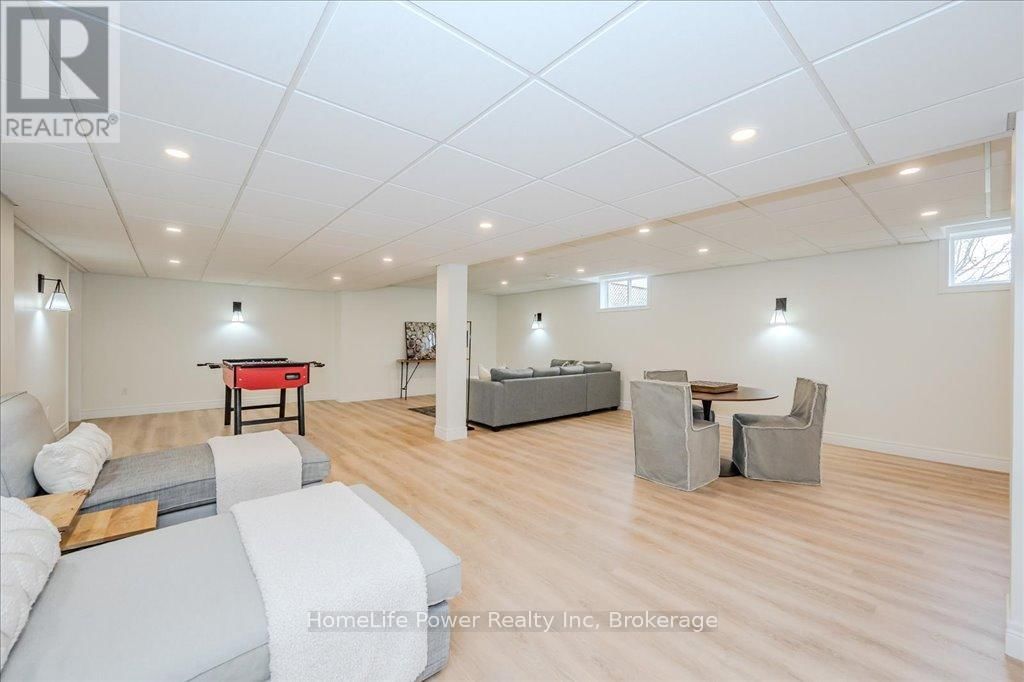 4080 VICTORIA ROAD SOUTH Image 30