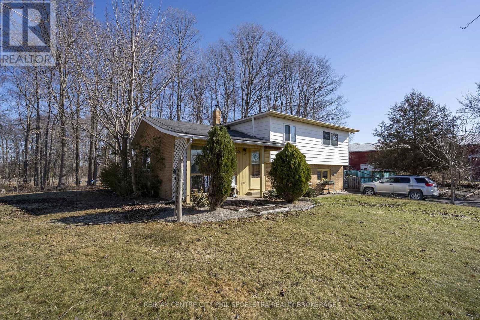 1355 AUSABLE ROAD Image 40