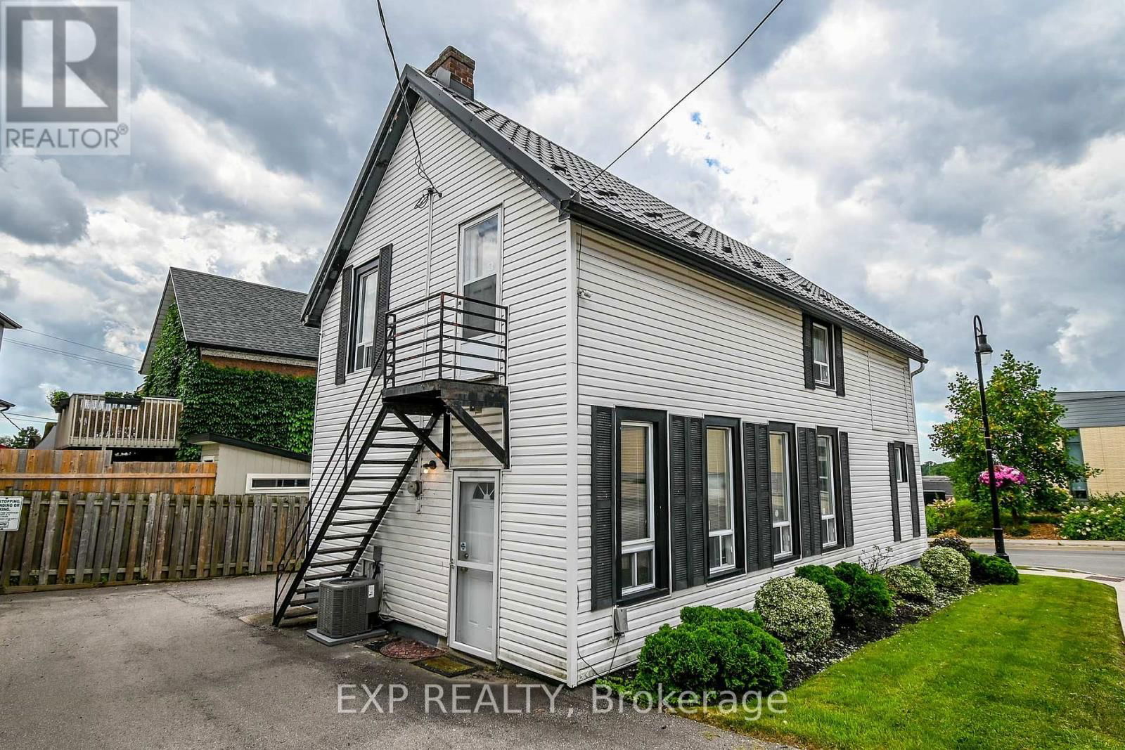 48 CARLISLE STREET Image 6
