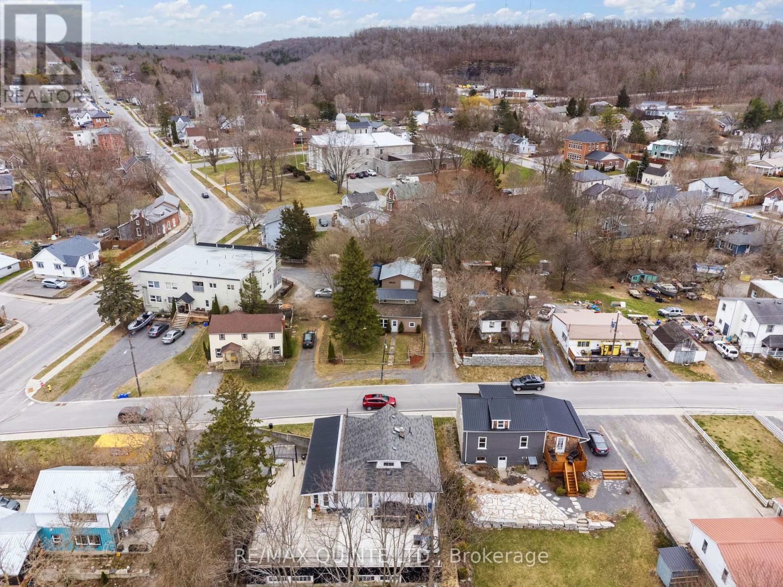 7 ELKS STREET Image 28