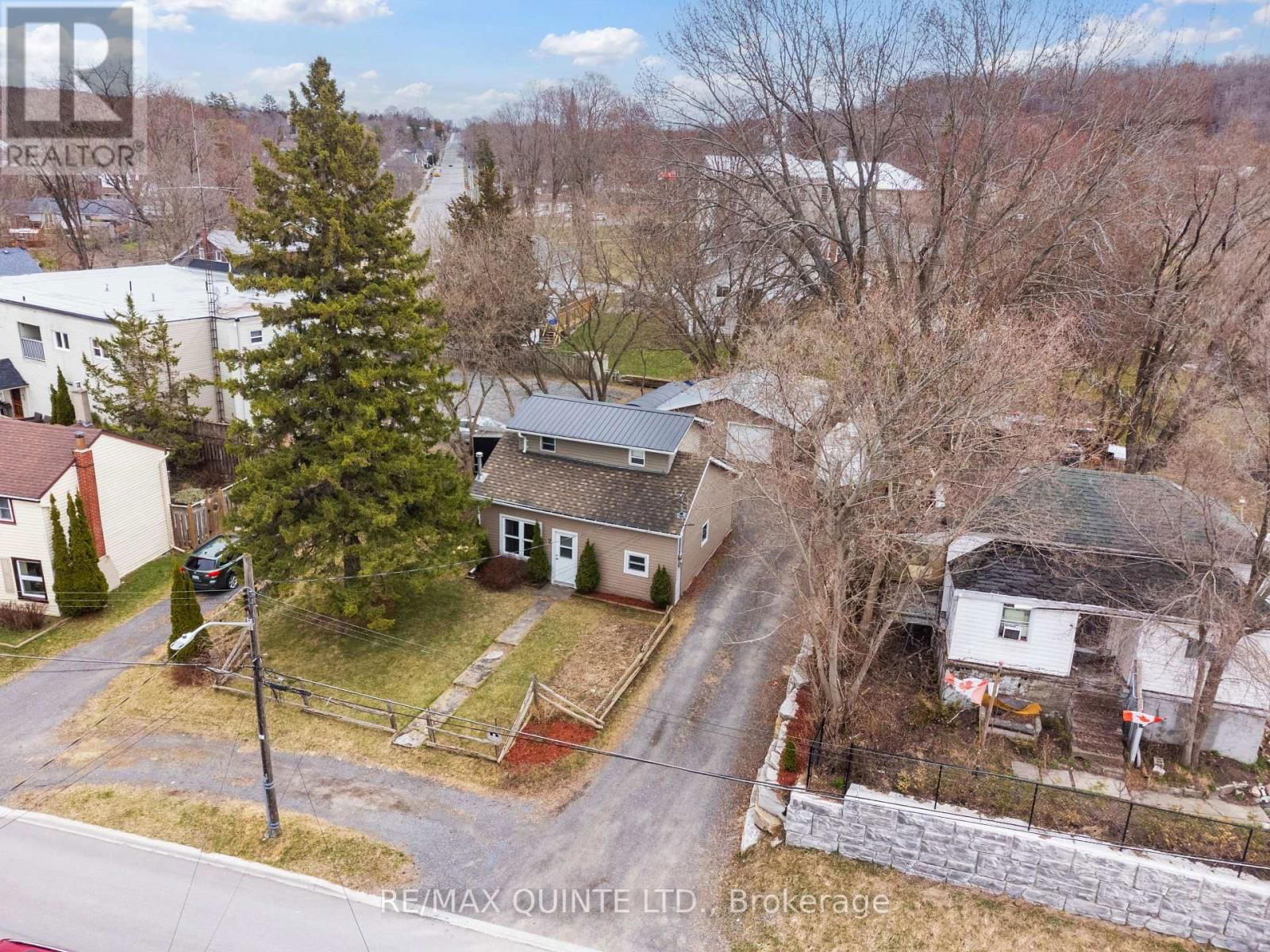 7 ELKS STREET Image 31