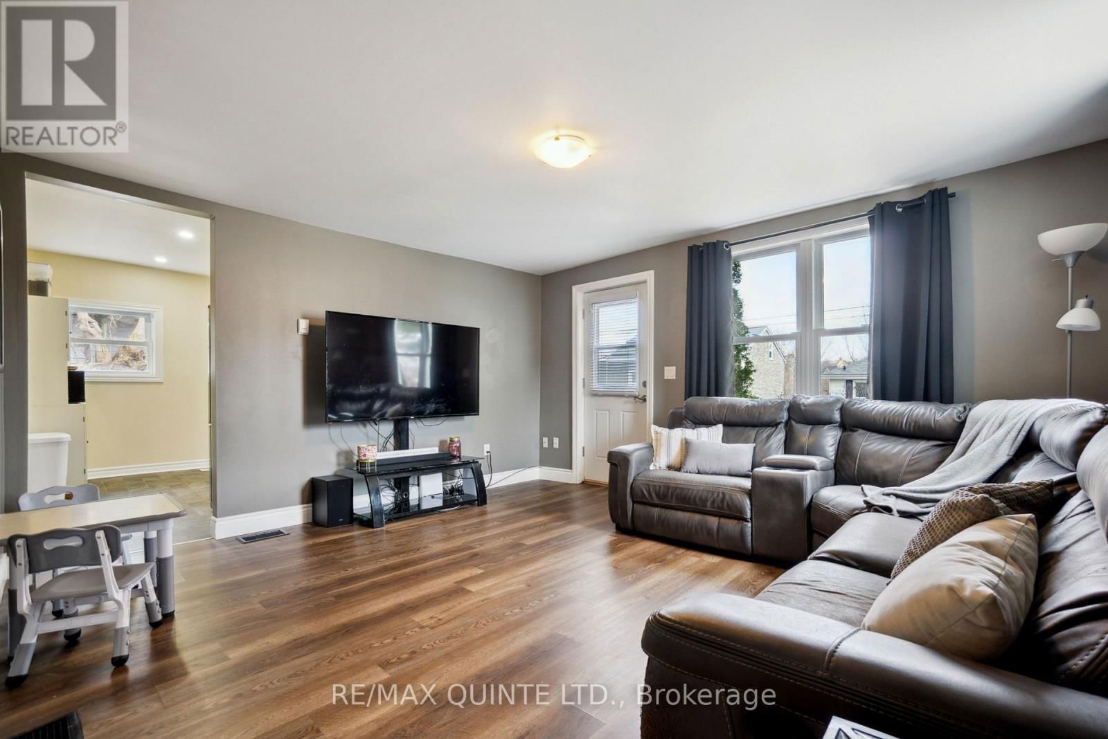 7 ELKS STREET Image 8