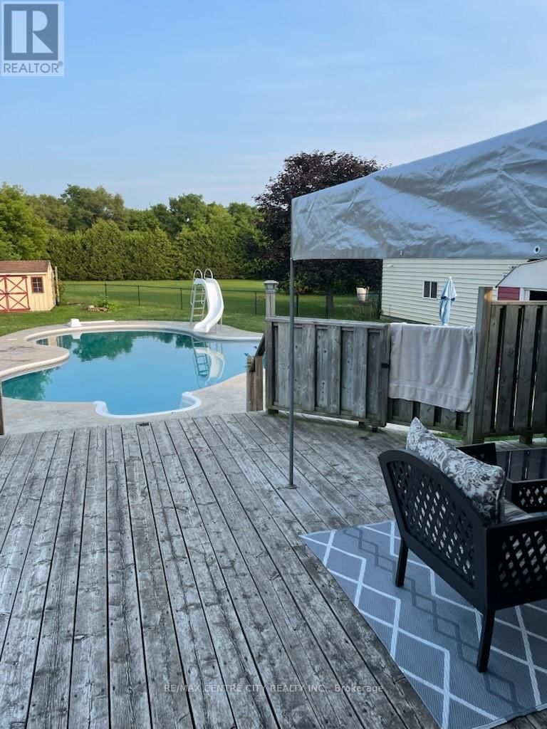 116 HURON AVENUE Image 29