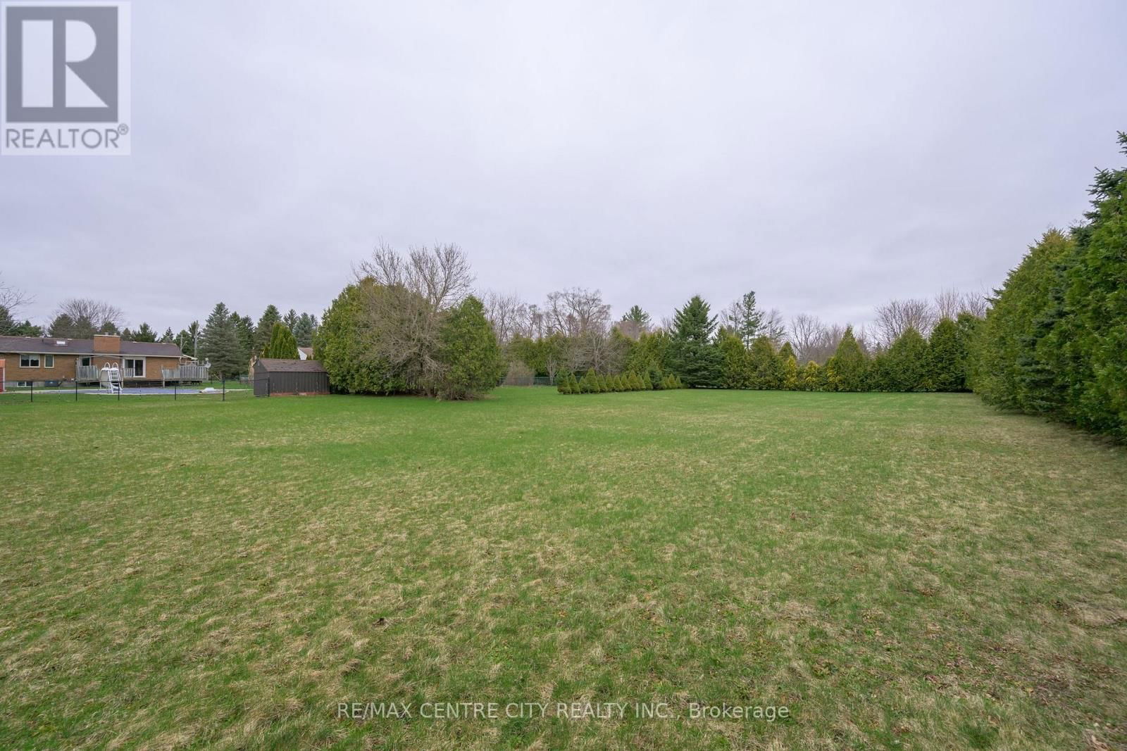 116 HURON AVENUE Image 38