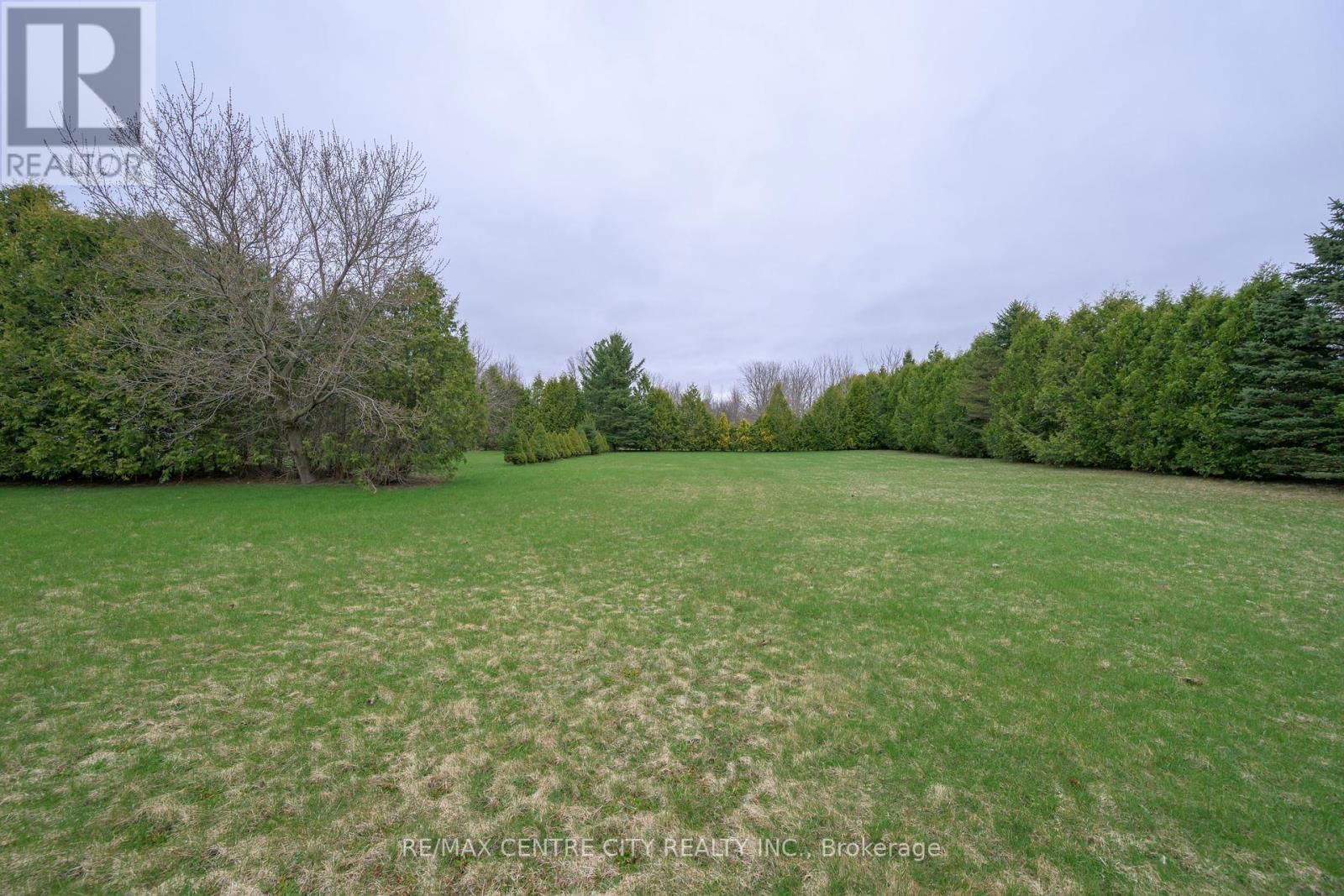 116 HURON AVENUE Image 40