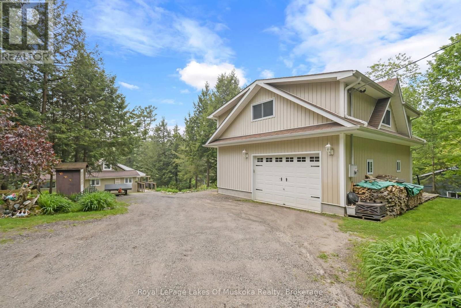 1019 LAKESHORE ROAD NORTH Image 32