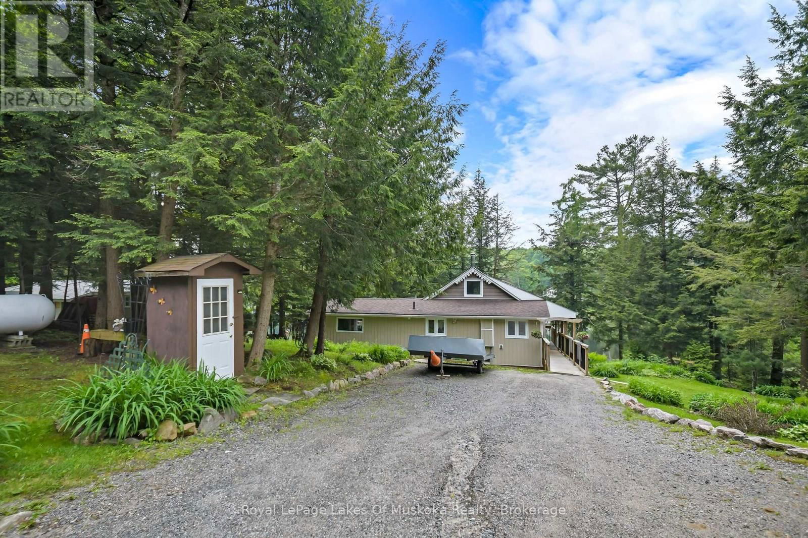 1019 LAKESHORE ROAD NORTH Image 33