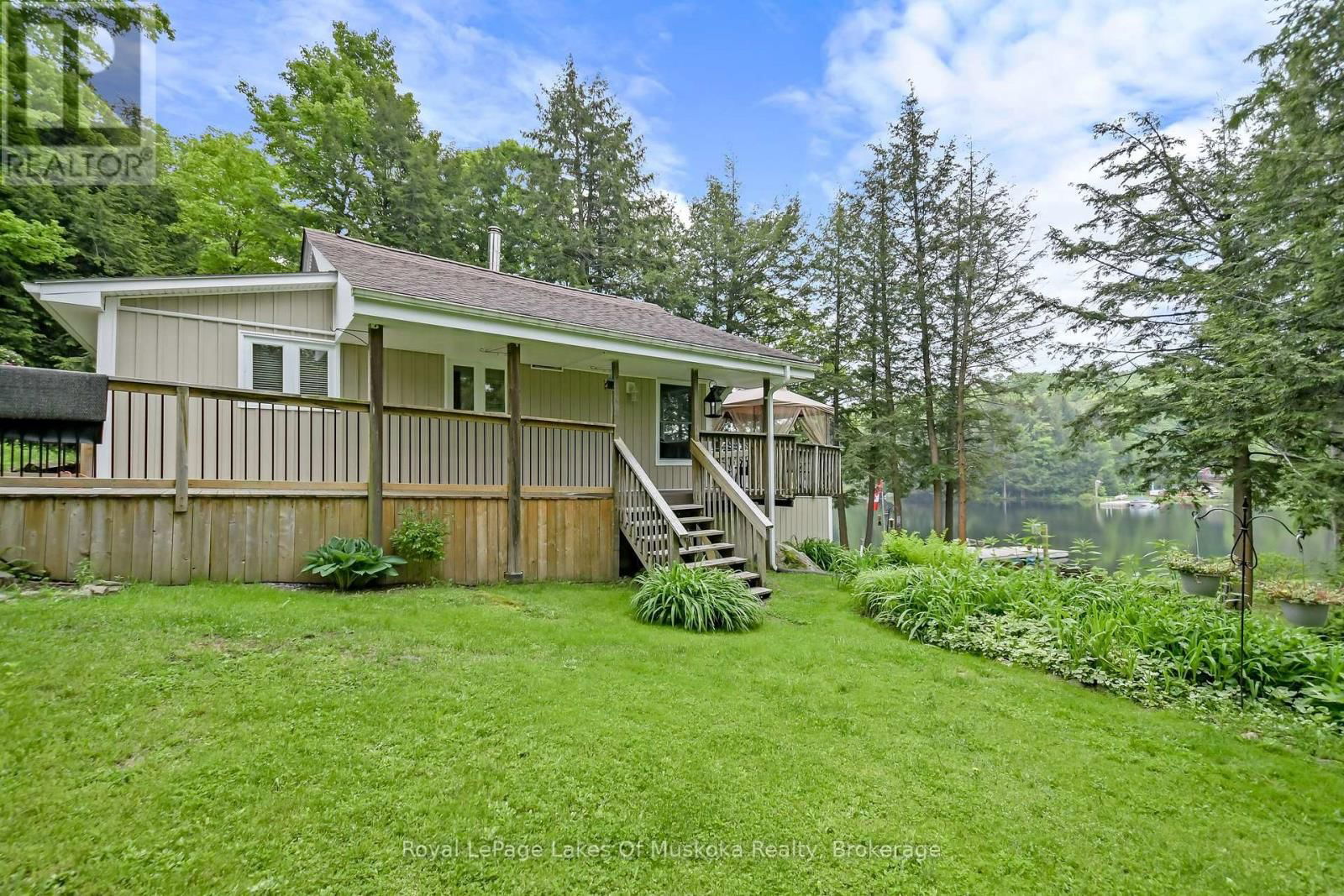 1019 LAKESHORE ROAD NORTH Image 42