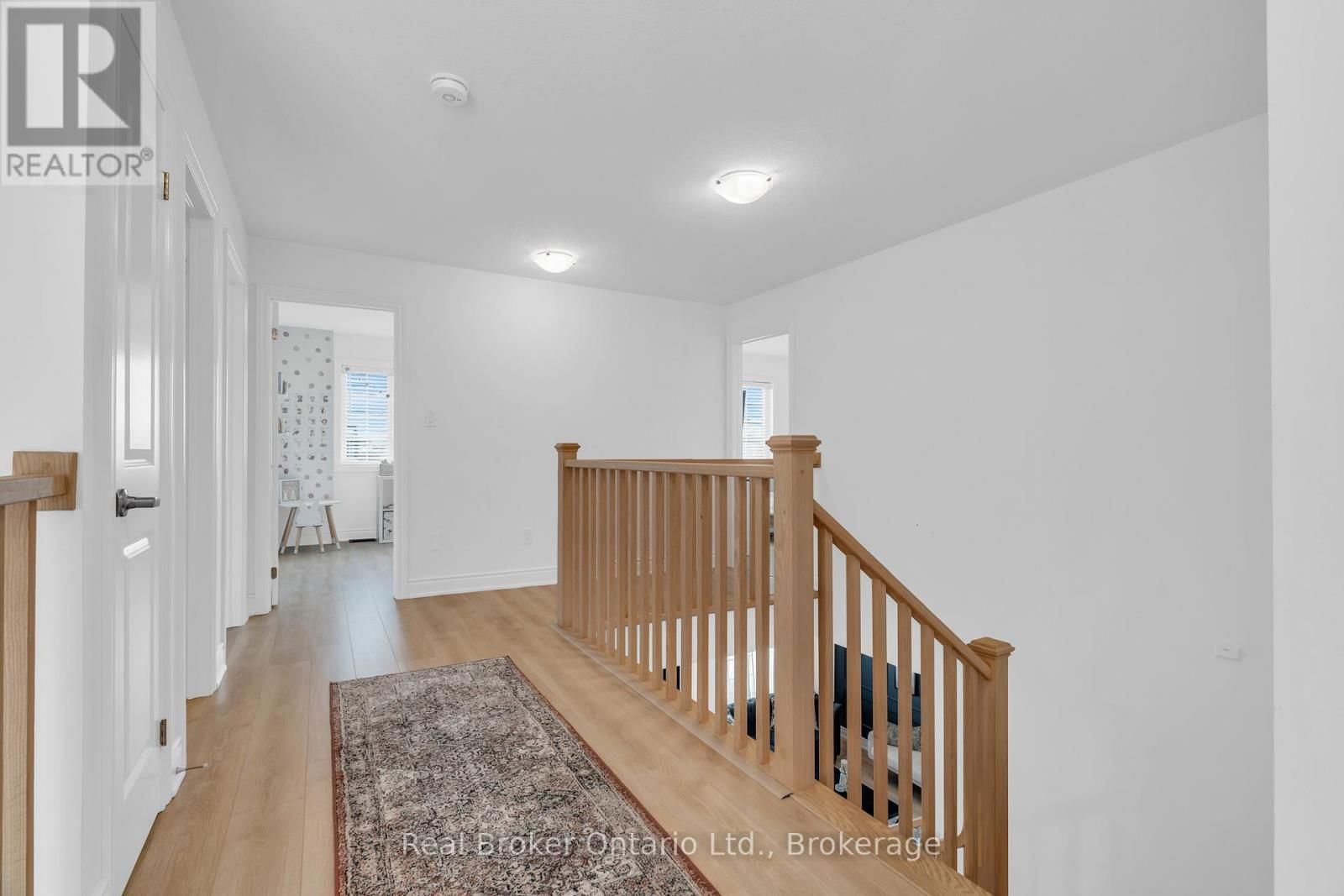 14 VENTURE WAY Image 19