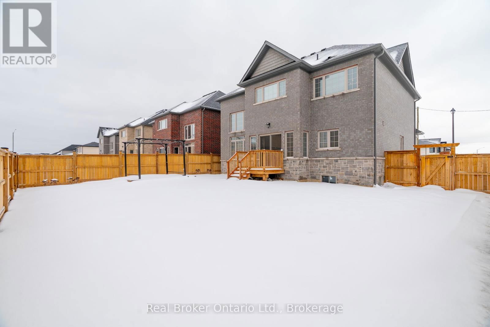 14 VENTURE WAY Image 35