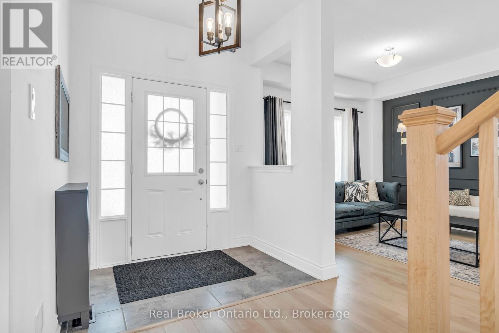 14 VENTURE WAY Image 8