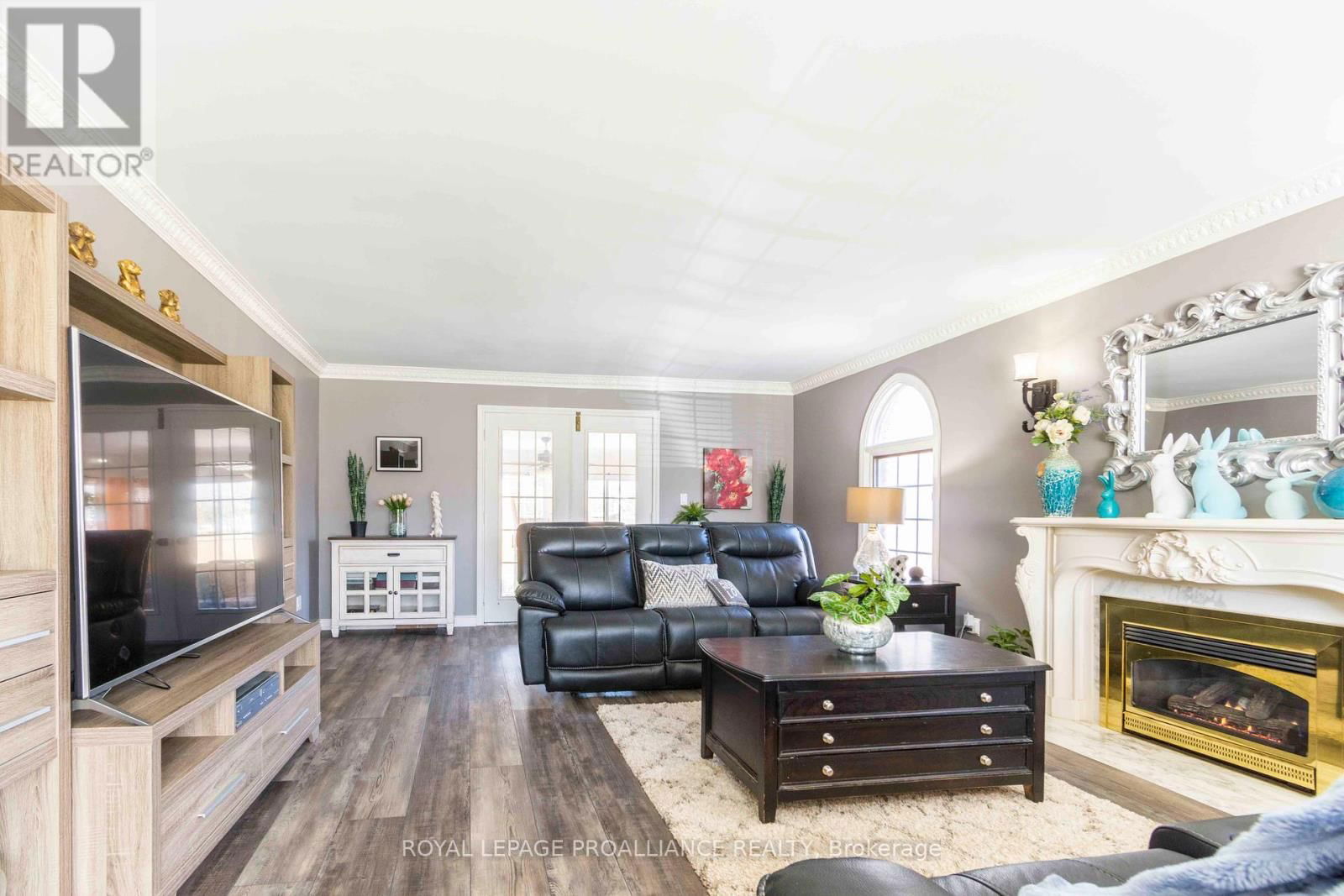 20 HOPE CRESCENT Image 11