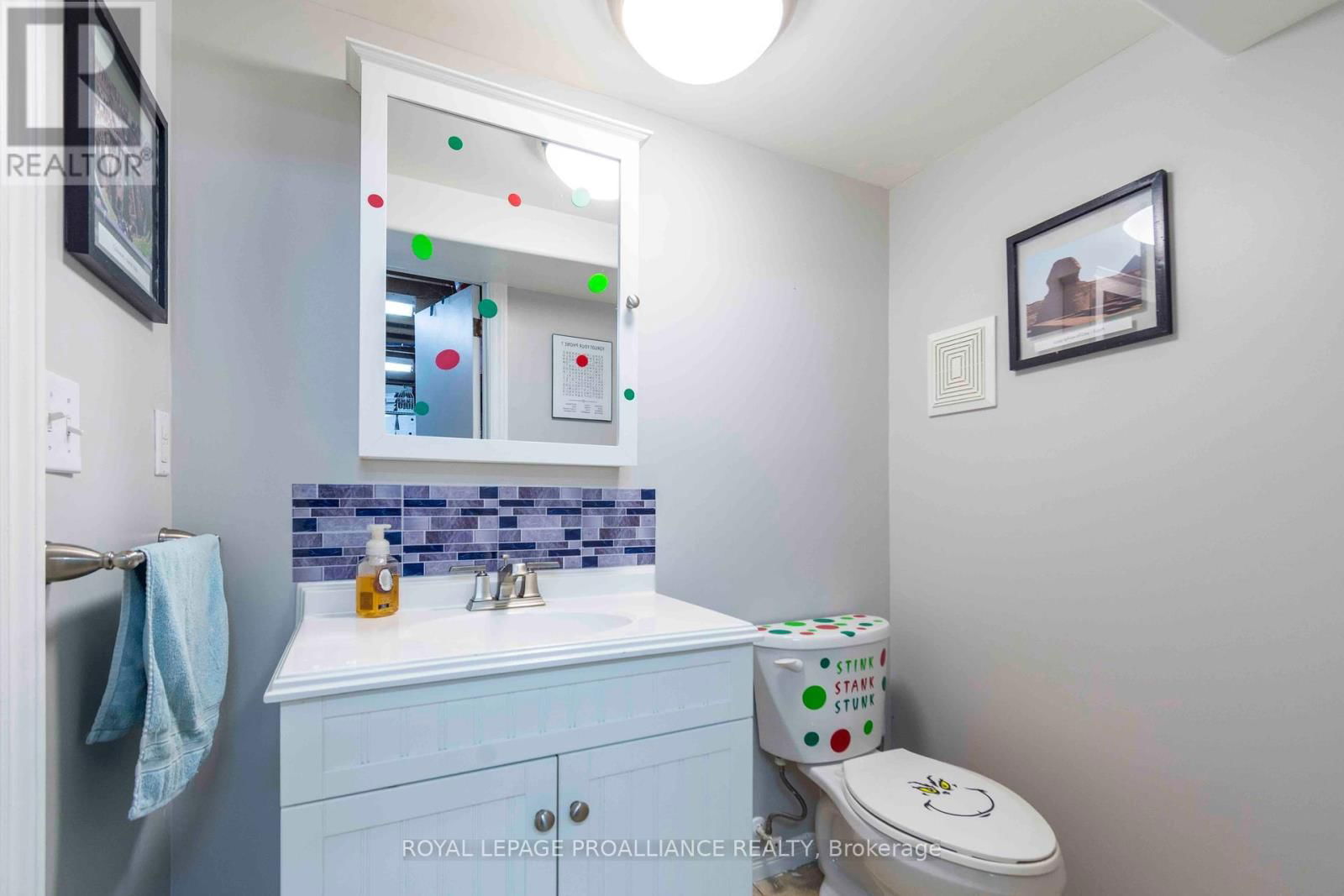 20 HOPE CRESCENT Image 46