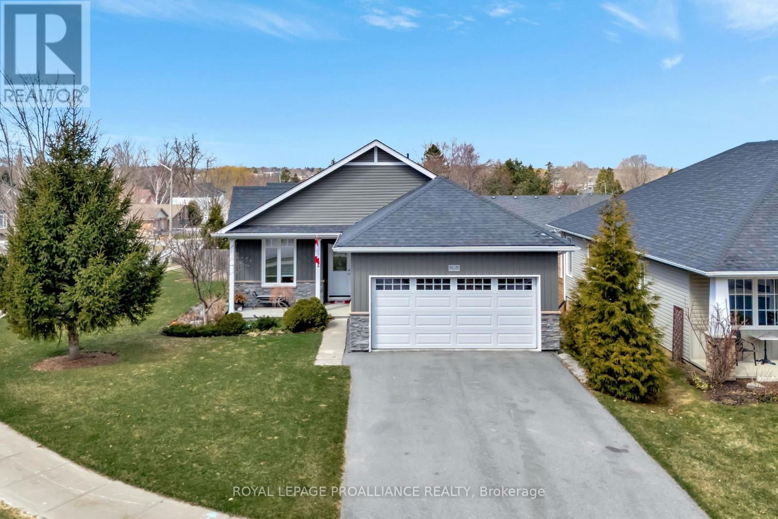 39 OWEN STREET Image 1