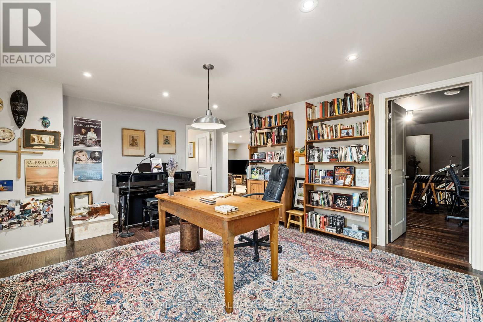 39 OWEN STREET Image 21
