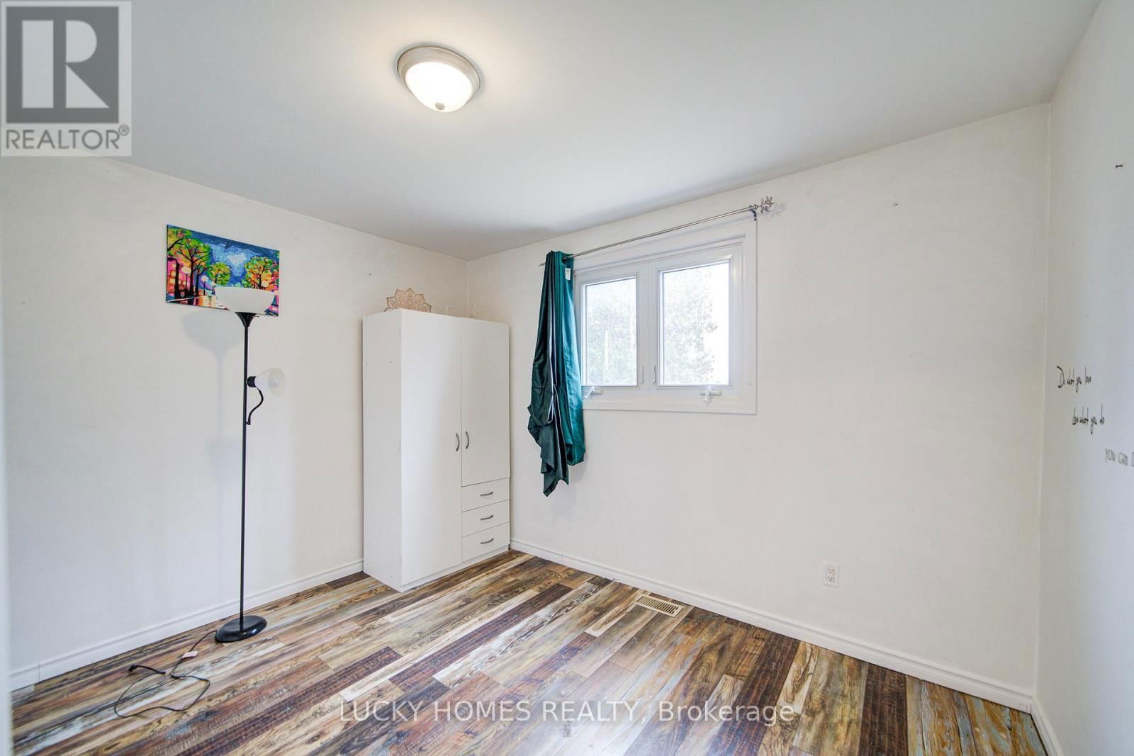 711 OTONABEE DRIVE Image 24