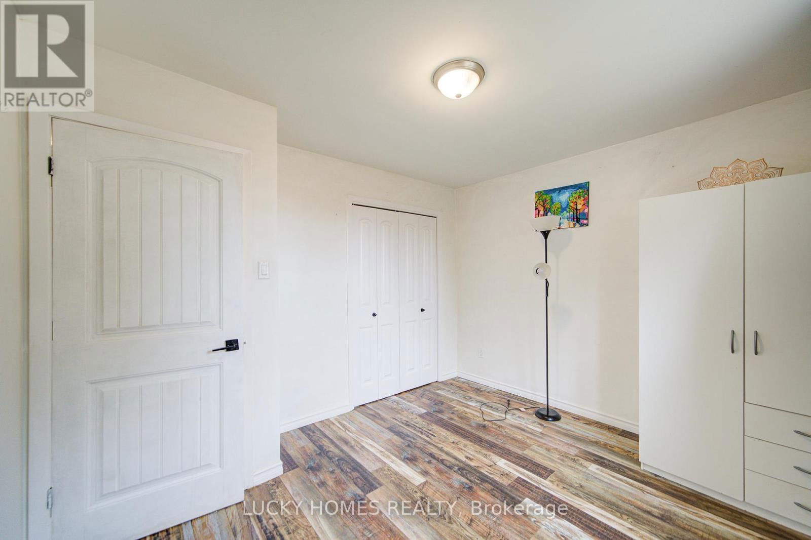 711 OTONABEE DRIVE Image 25