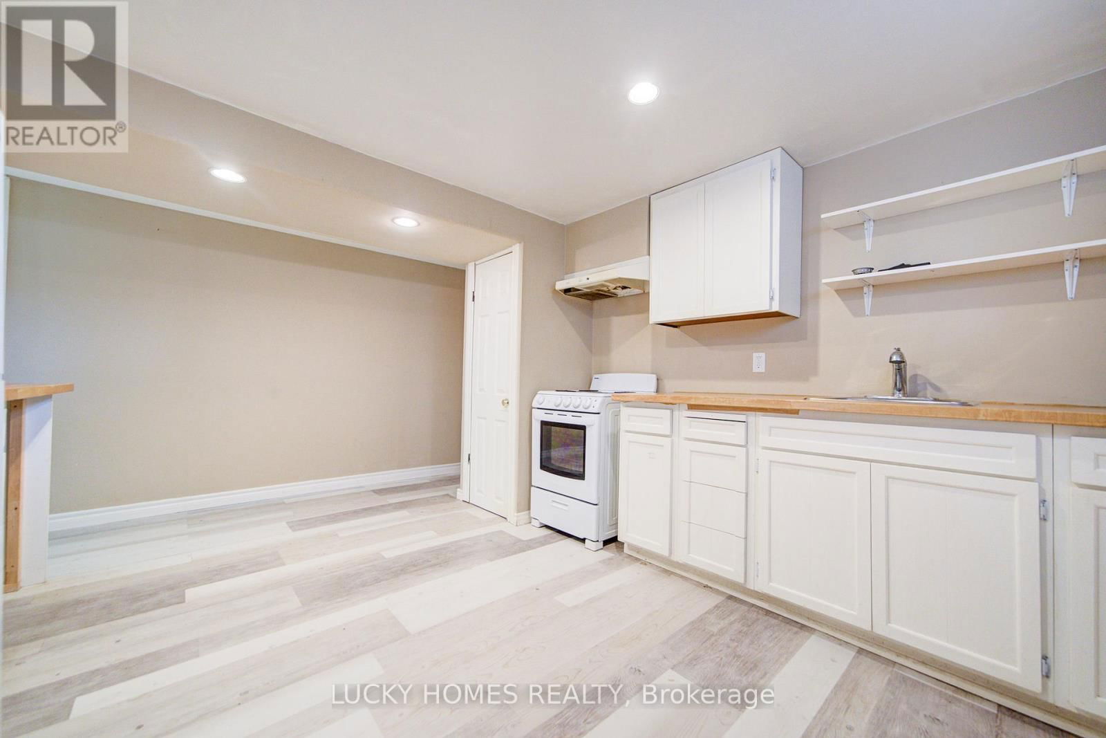 711 OTONABEE DRIVE Image 33