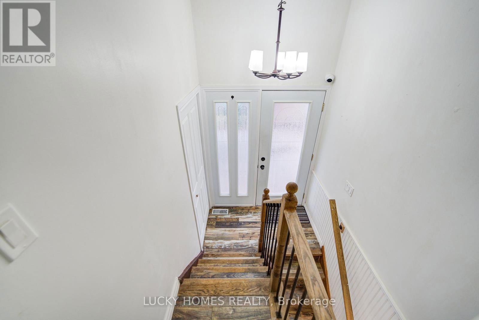 711 OTONABEE DRIVE Image 7