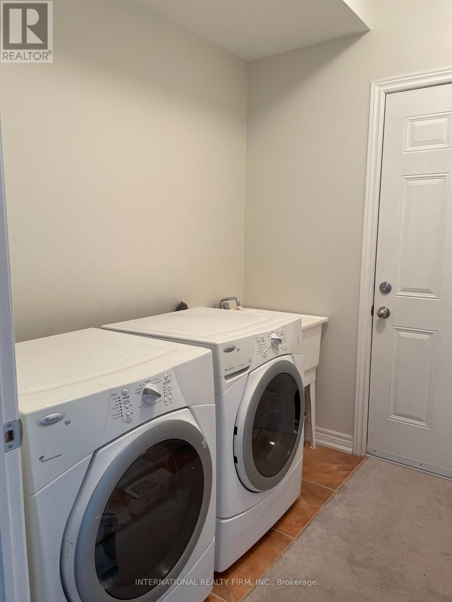 12 DUNSFORD COURT Image 18
