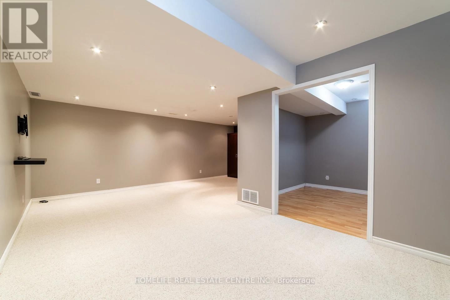 7 SWARTZ STREET Image 29
