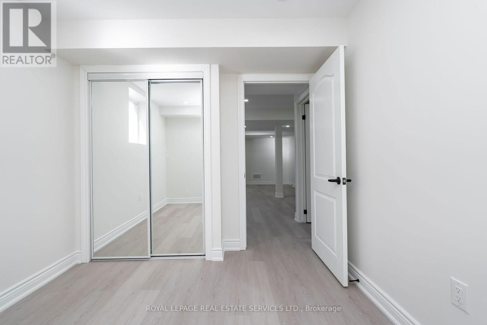 72 - 166 DEERPATH DRIVE Image 16