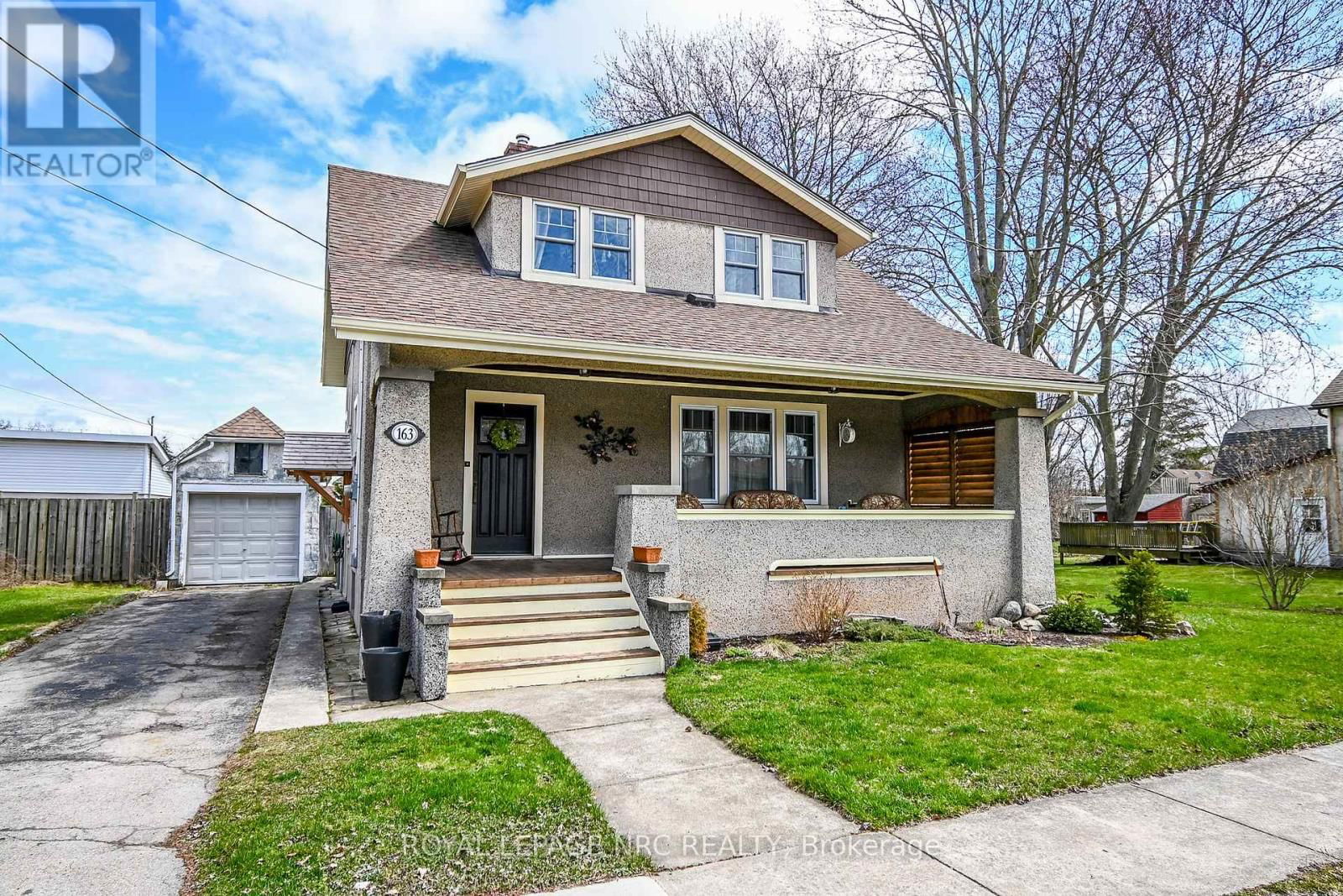 163 ERIE STREET Image 29