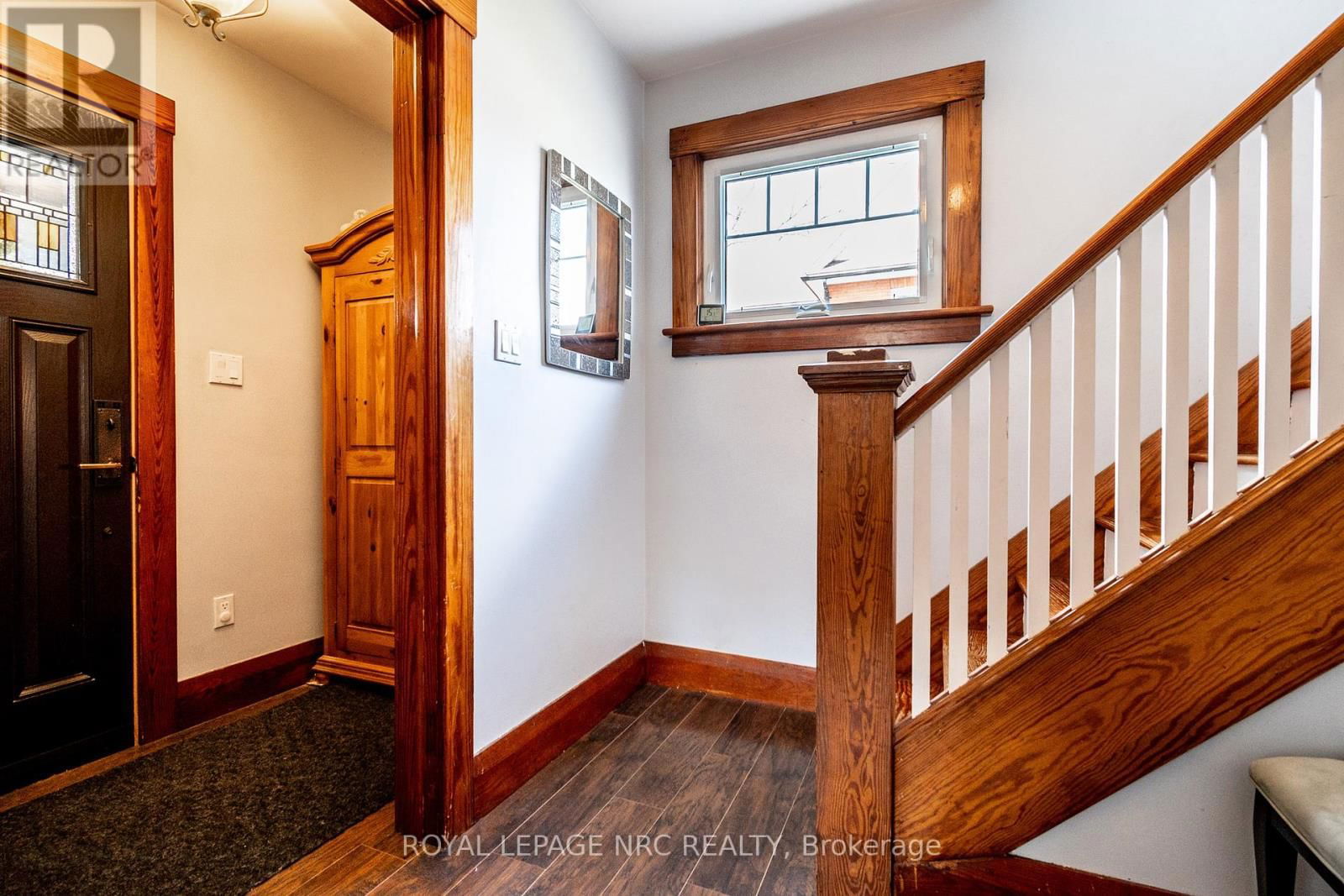 163 ERIE STREET Image 5