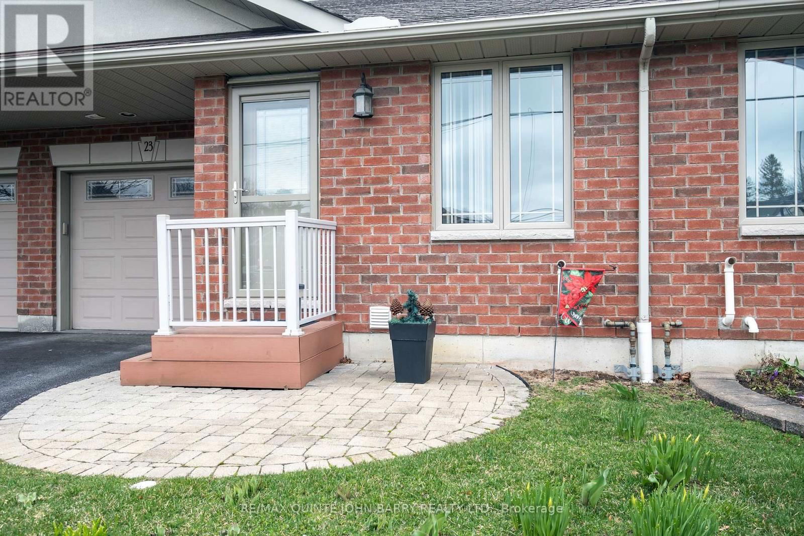 23 DIVISION STREET NORTH Image 3