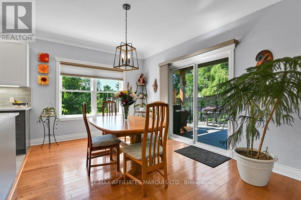 6798 RIVERVIEW DRIVE Image 11