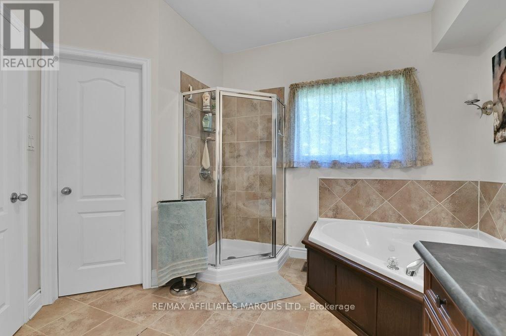 6798 RIVERVIEW DRIVE Image 18