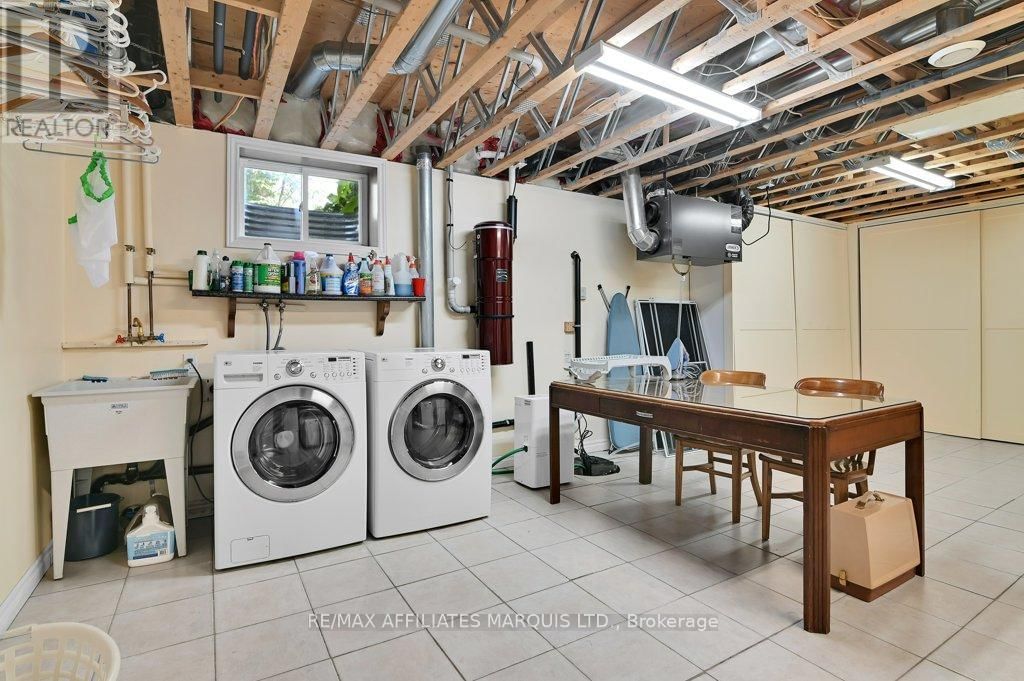6798 RIVERVIEW DRIVE Image 29