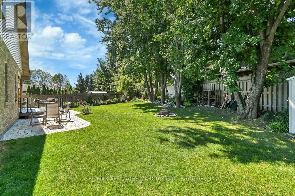 6798 RIVERVIEW DRIVE Image 35