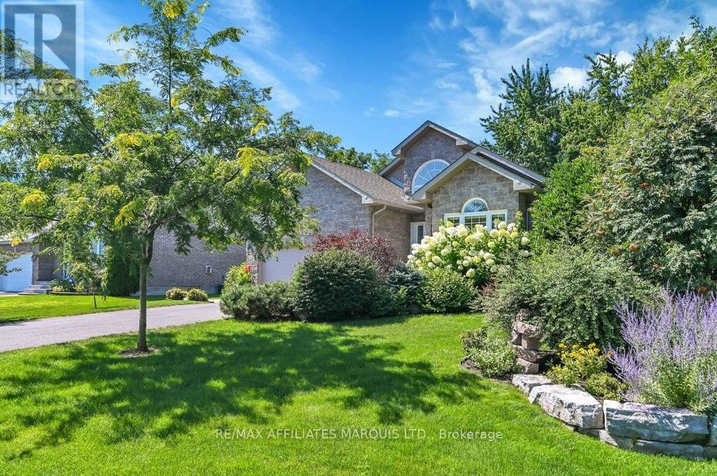 6798 RIVERVIEW DRIVE Image 4