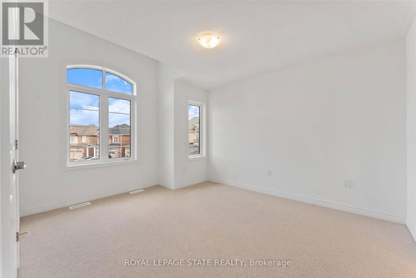 64 SHAWBRIDGE COURT Image 38