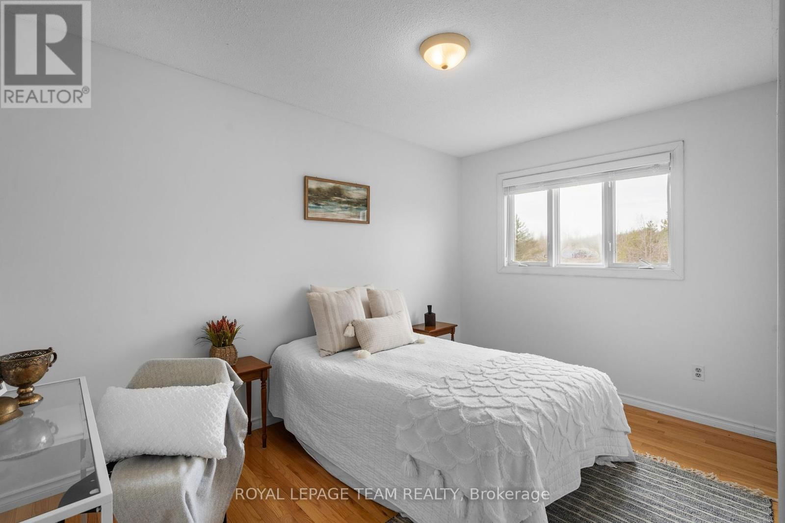 2150 8TH LINE ROAD Image 15