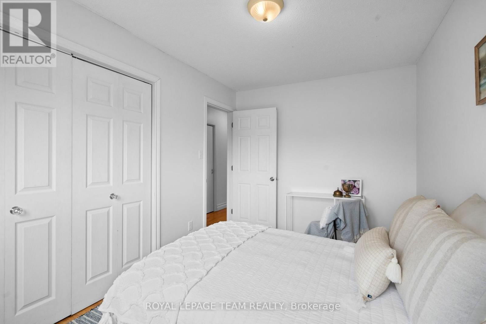 2150 8TH LINE ROAD Image 16