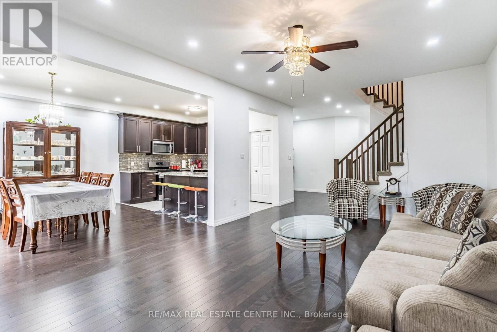 412 FREURE DRIVE Image 10