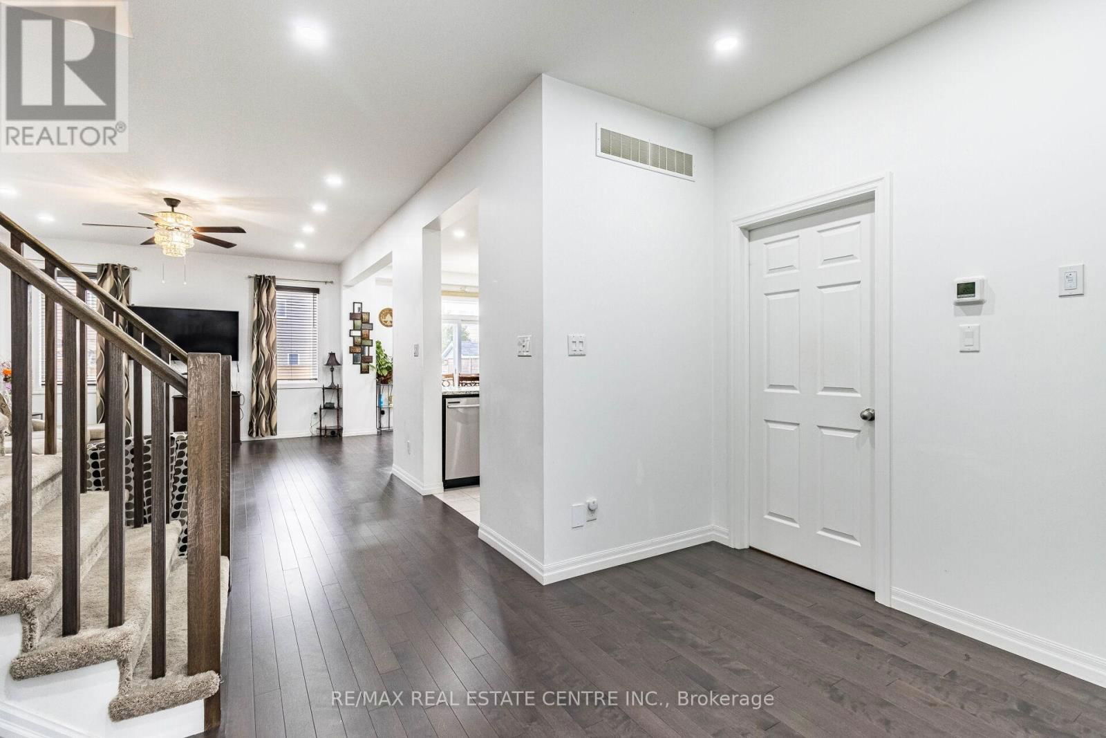 412 FREURE DRIVE Image 4