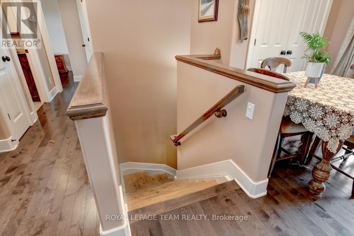 831 BOLTON ROAD Image 25