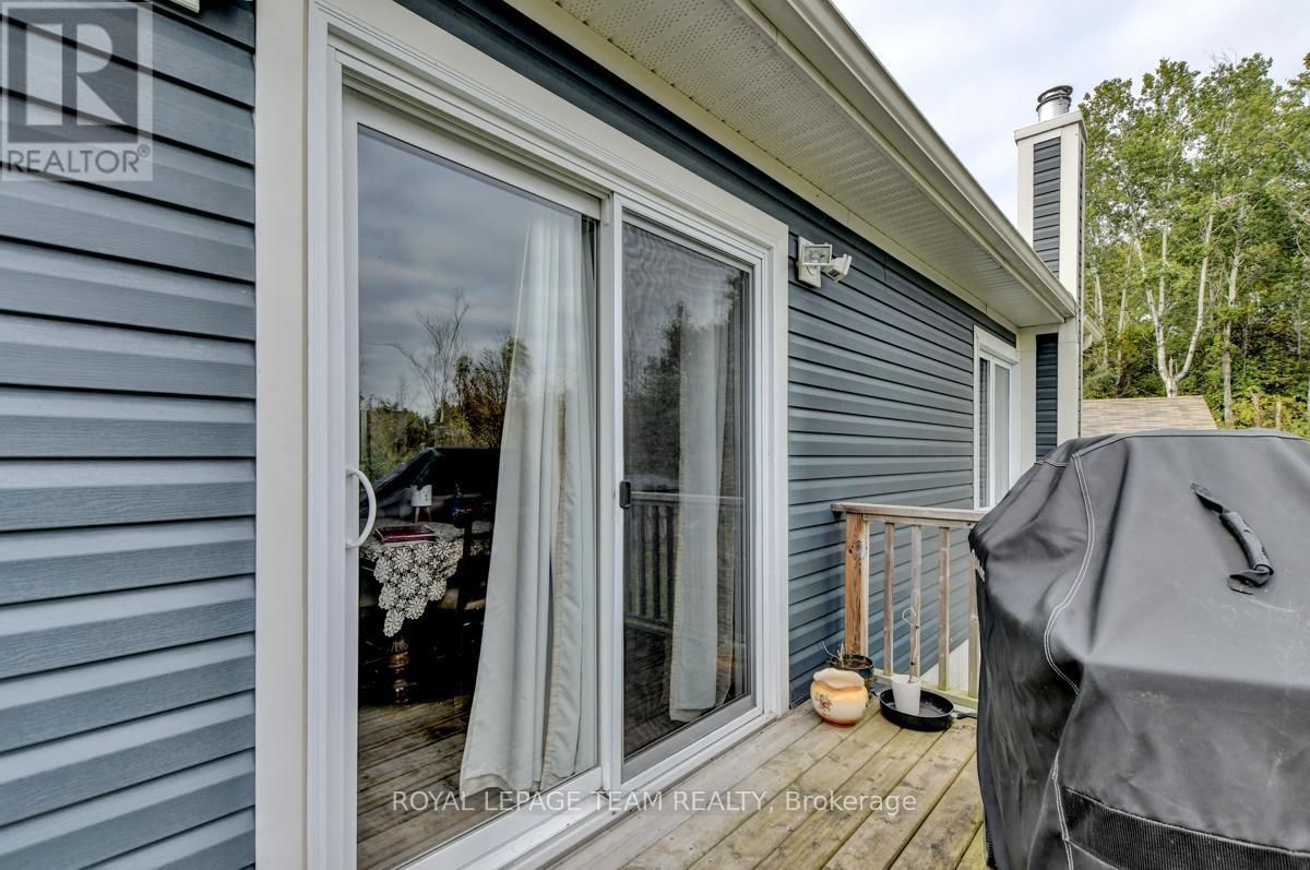 831 BOLTON ROAD Image 39