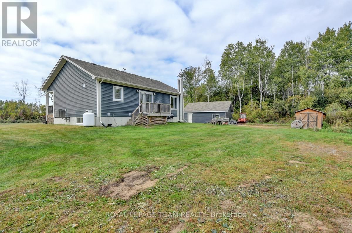 831 BOLTON ROAD Image 43