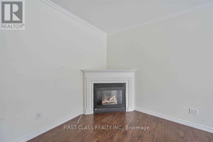 1 - 118 MANNING AVENUE Image 18