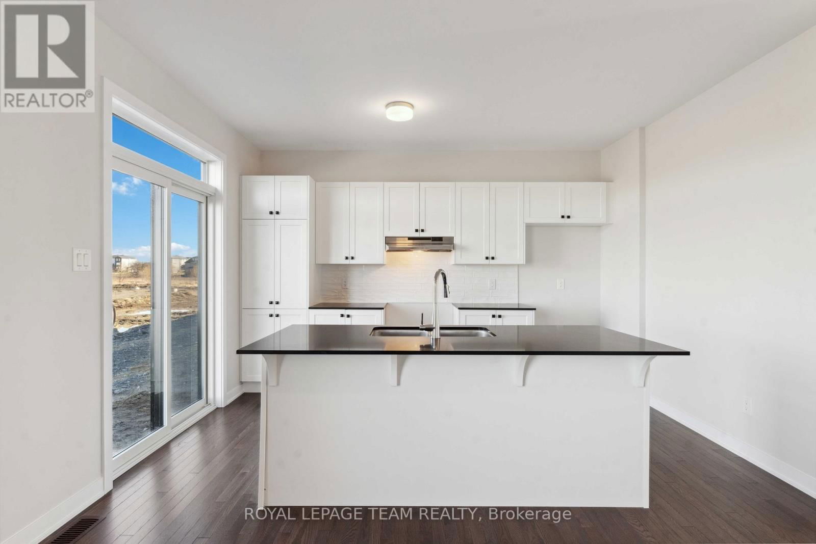 394 PENINSULA ROAD Image 10