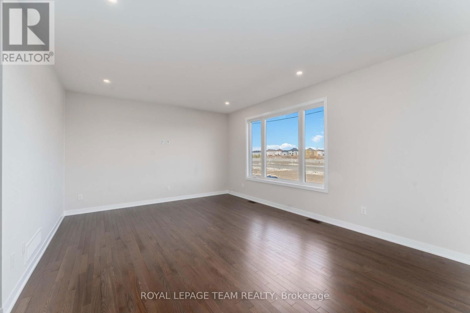 394 PENINSULA ROAD Image 17