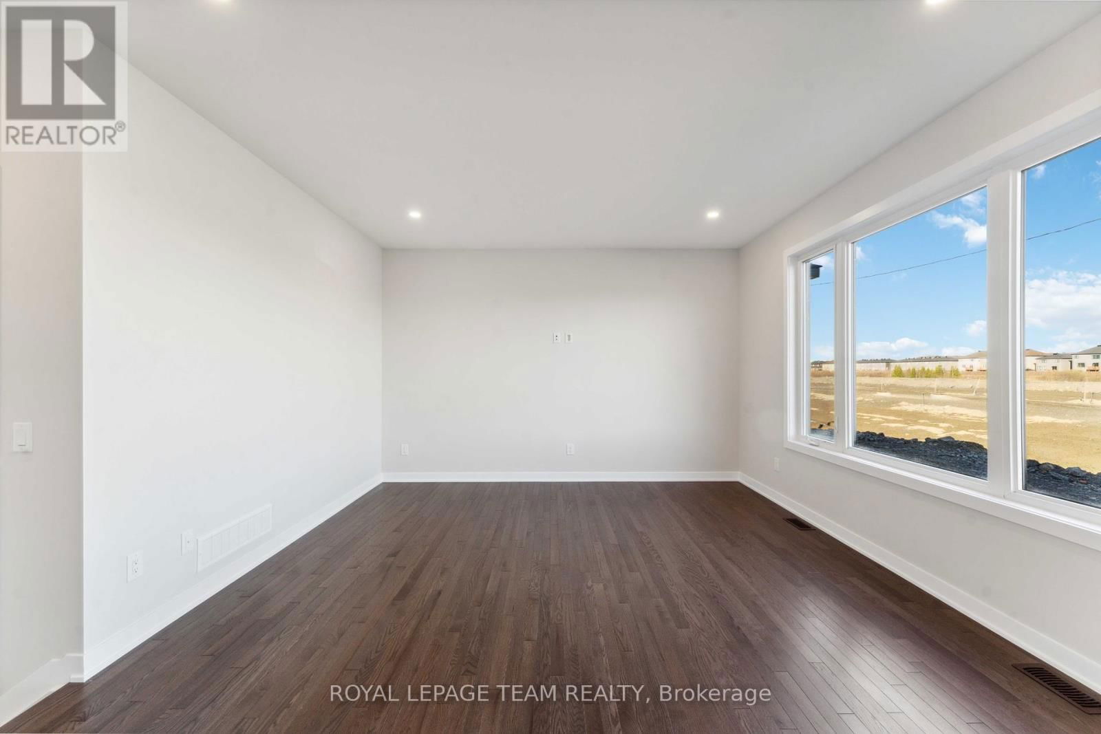 394 PENINSULA ROAD Image 18